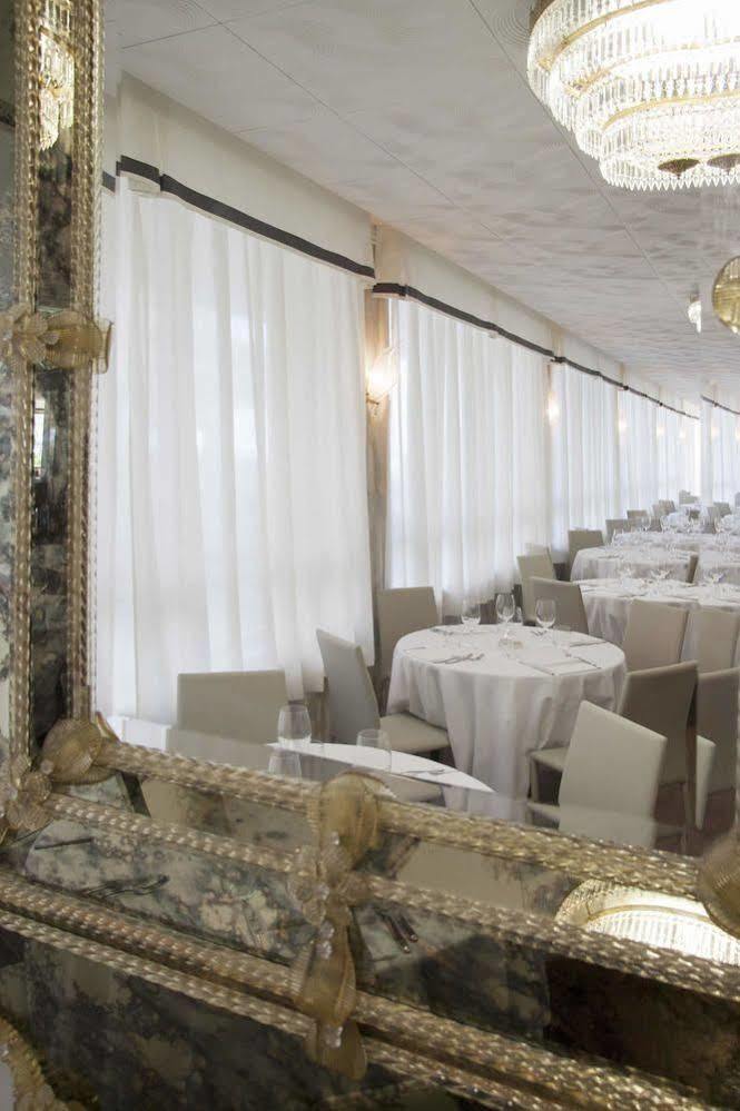 Imperial Palace Lido di Jesolo Bagian luar foto